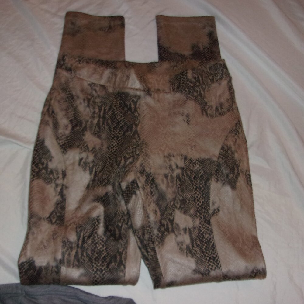 size extra small  print snake skin stretch pants womens black  brown legging
